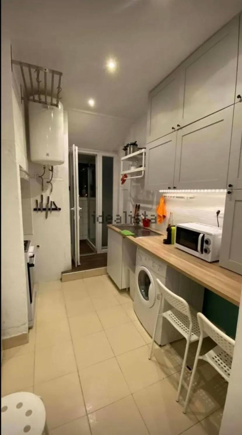 Cost - Double Single Bed With Share Bathroom * Lissabon