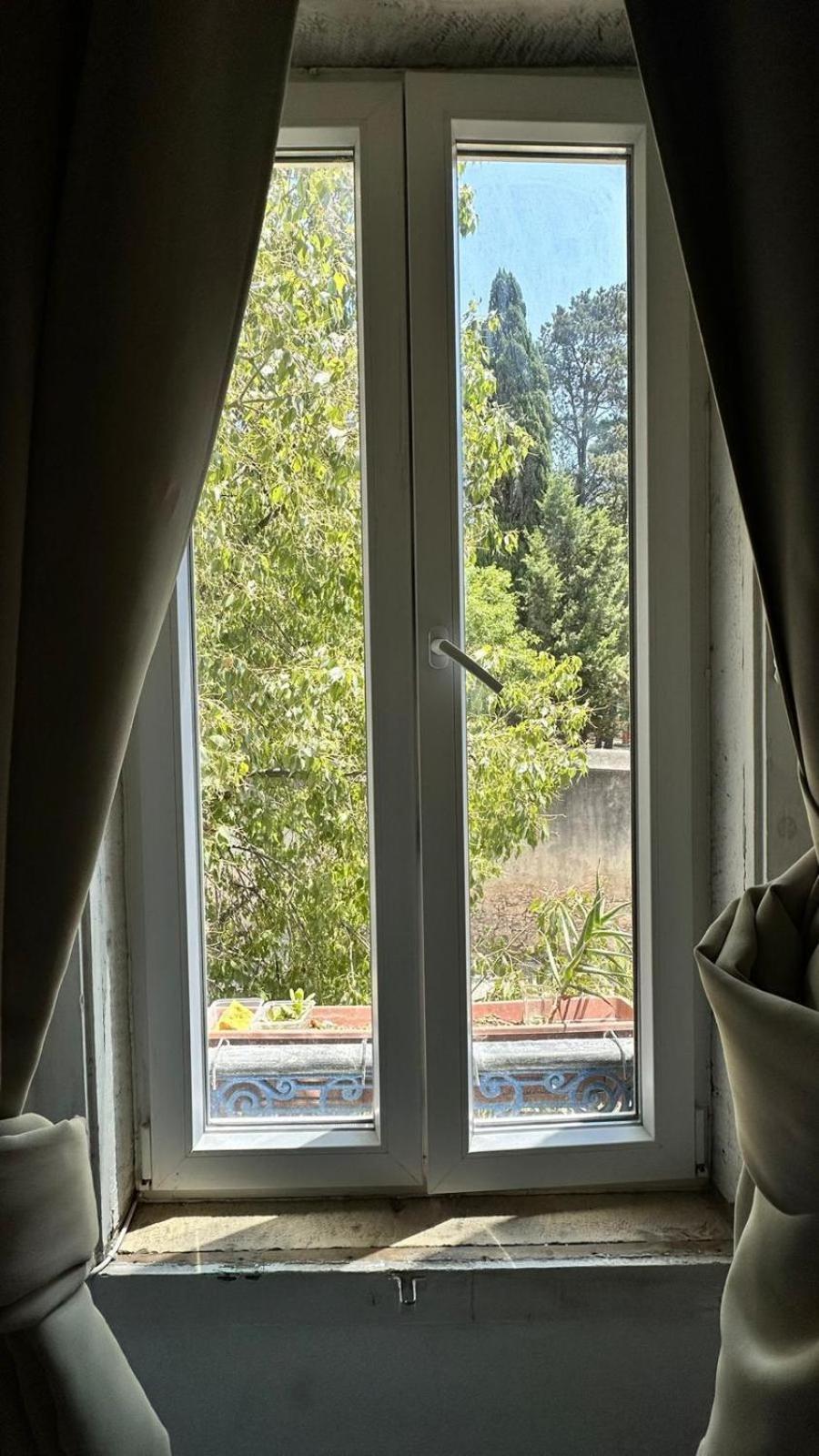 Accommodatie bij particulieren Cost - Double Single Bed With Share Bathroom Lissabon
